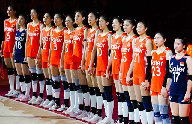 伦比亚女排, 中国女排的, 北京时间